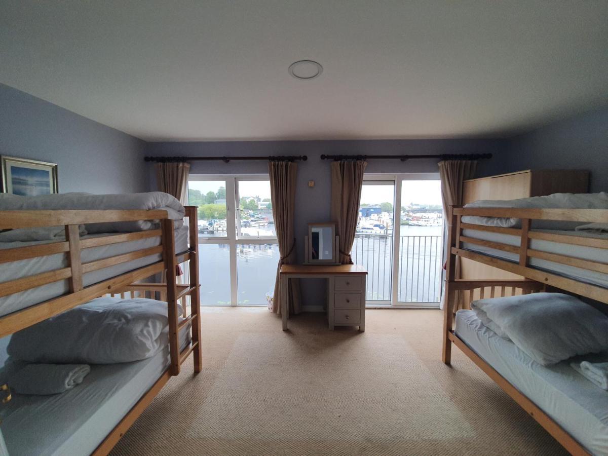 Five Bedroom Waterfront House Carrick-on-Shannon Exterior foto