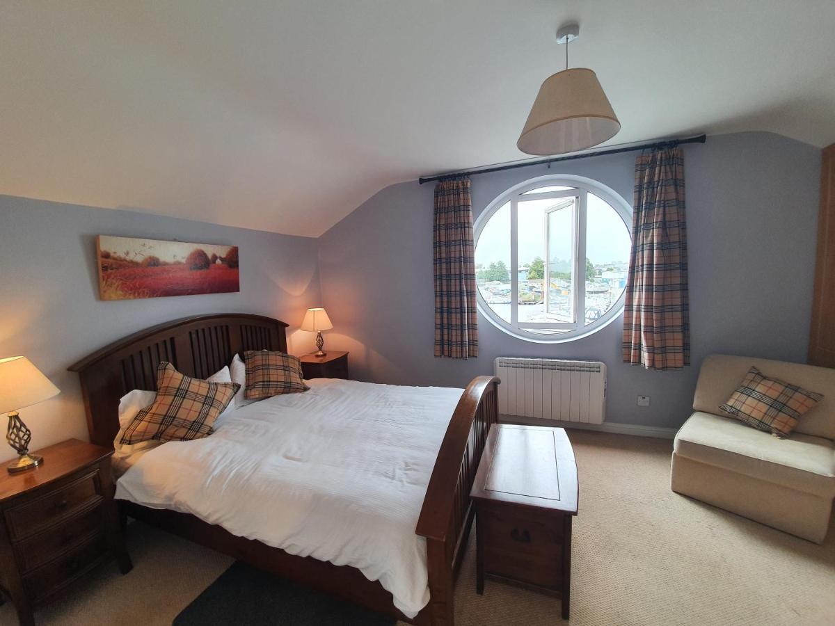 Five Bedroom Waterfront House Carrick-on-Shannon Exterior foto